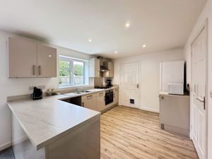 Photo 16- click for photo gallery